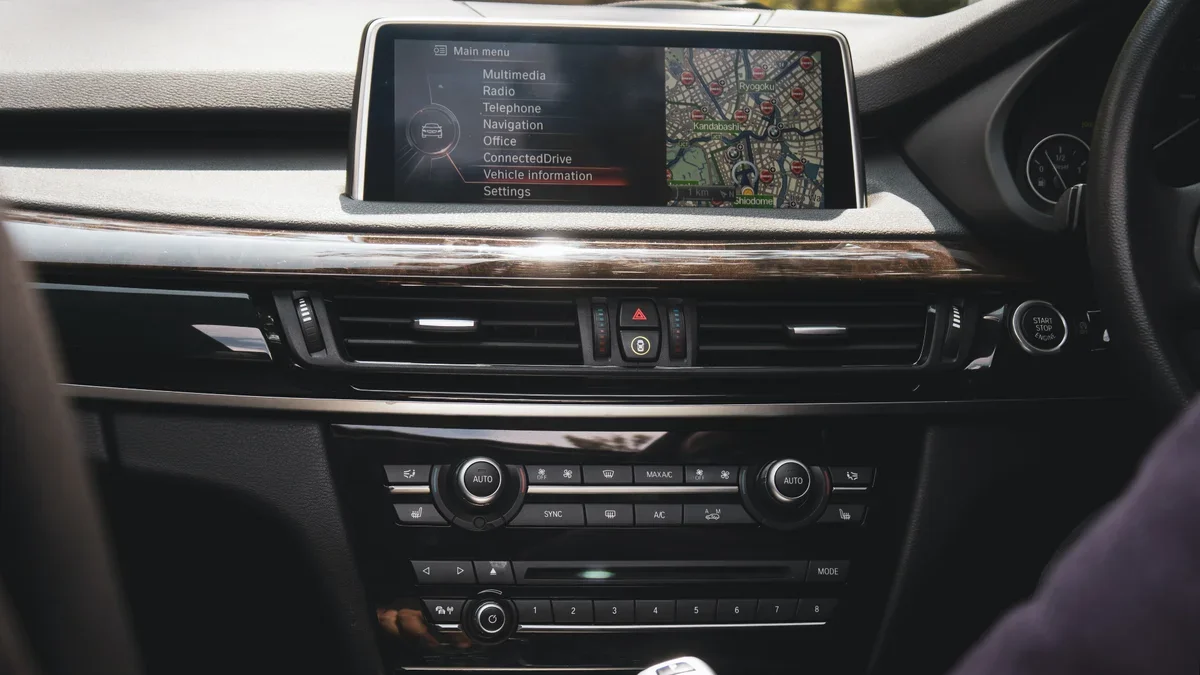 Android Auto Bağlantı Kopmaları Kabusuna Son: Kesintisiz Sürüş İçin Kapsamlı Çözümler